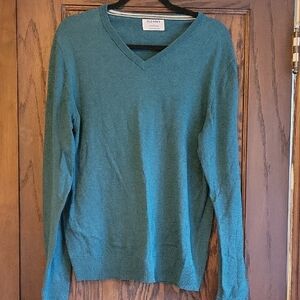 🌻3 For $15 • Old Navy Blue V-Neck Sweater